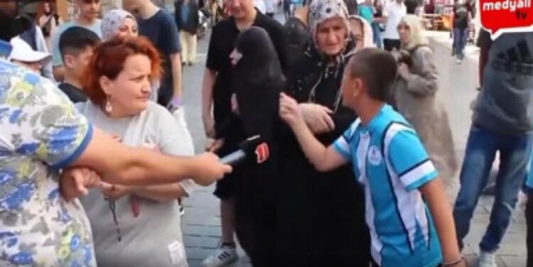 ‘Ekonomi iyi, Erdoğancıyım’ diyen kadına 12 yaşındaki çocuktan yanıt