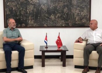 TKP’den Küba’ya ziyaret….