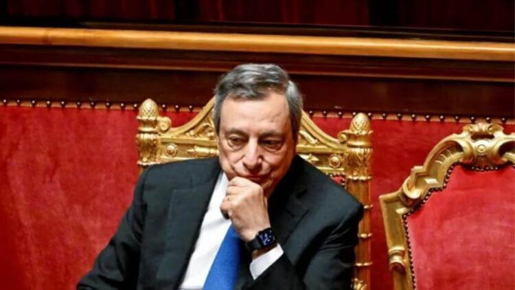 İtalya Başbakanı Draghi yine istifa etti
