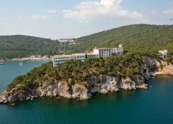 Heybeliada Sanatoryumu’nun Diyanet’e tahsisi iptal edildi