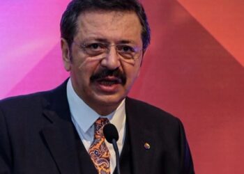 Hisarcıklıoğlu’nun AVM’sine kira ve fazla aidat incelemesi