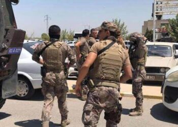 Sağlık kontrolü için hastaneye götürülen şüpheli öldürüldü