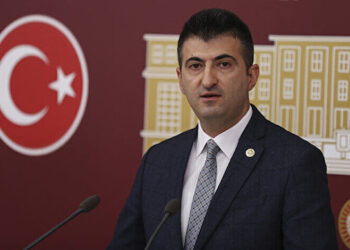 AKP’ye katılacağı iddia edilmişti: Turan’dan Mehmet Ali Çelebi’ye destek!