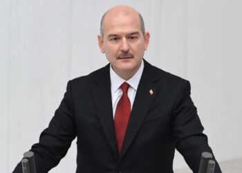Soylu darp edilerek gözaltına alınan öğretmeni hedef gösterdi