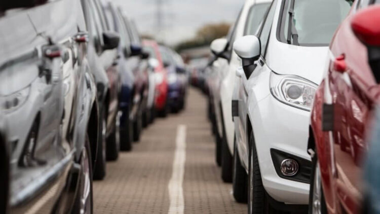İkinci el otomobil fiyatlarında düşüş sinyali: ‘Etki yıl sonuna doğru değişecek’