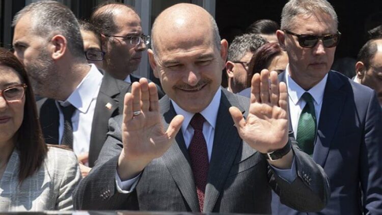 ‘Süleyman Soylu, AKP’li eski bakanın ofisini dinletti’ iddiası