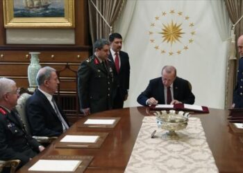Türban, cemaat ve AKP kriteri: Gözler TSK’deki YAŞ kararında