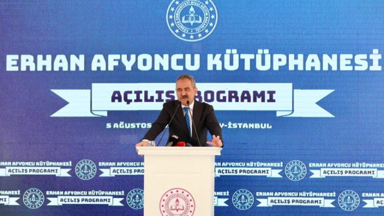 MEB, bağışlarla yaptırılan kütüphaneye çöktü