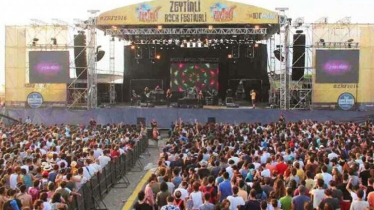 Zeytinli Rock Festivali’nin tarihi ertelendi