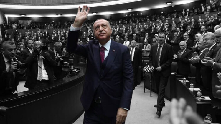 AKP’nin ‘gri bölge’ planı ne? ‘Geri kazanmaya çalışıyorlar’