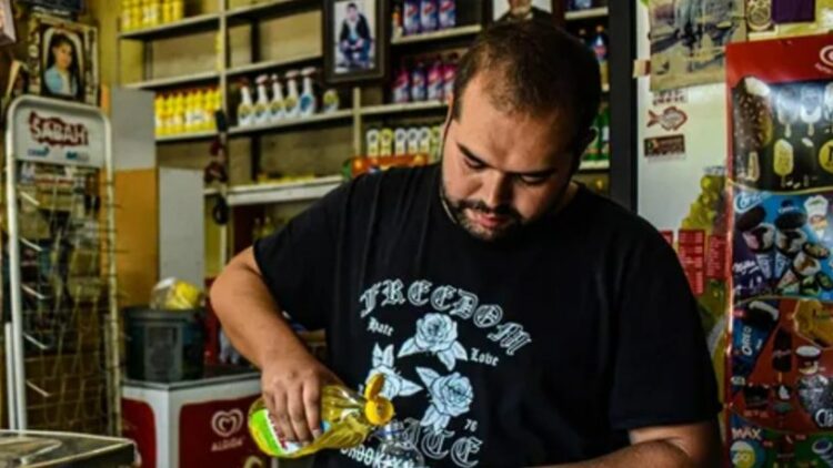 Bakkallarda bardakla sıvı yağ, kaşıkla salça dönemi başladı