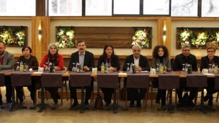 HDP’nin başını çektiği 7’li masada fire