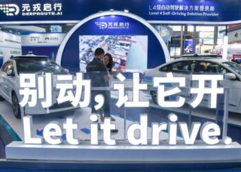 Shenzhen belirli yollarda tamamen otonom araçlara izin veriyor