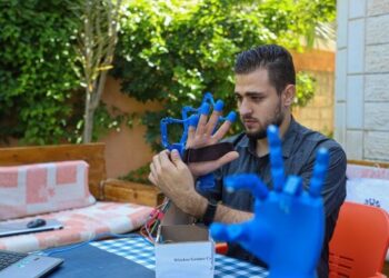 Filistinli mühendisler engelliler için biyonik kol geliştirdi