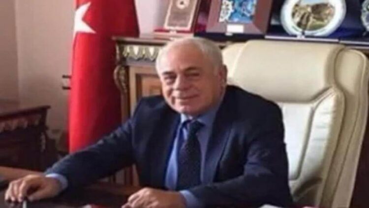 AKP’den istifa eden başkanvekili usulsüz işe alınanların listesini paylaştı