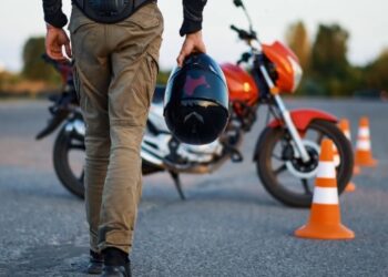 Motosiklet, bisiklet ve scooter sürücüleri dikkat