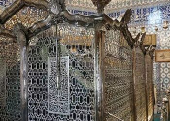 Eyüp Sultan Türbesi’ne saldırı