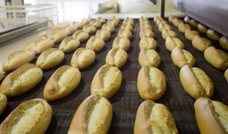 İstanbul’da halk ekmeğe zam!