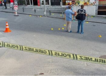 İstanbul’da silahlı saldırı: 2 kişi hayatını kaybetti