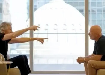 Roger Waters’tan CNN spikerine: ‘Tayvan Çin’in parçası, git bunu oku!’