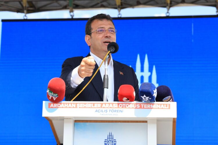 İmamoğlu: Bir avuç insana akan musluklar kapandı