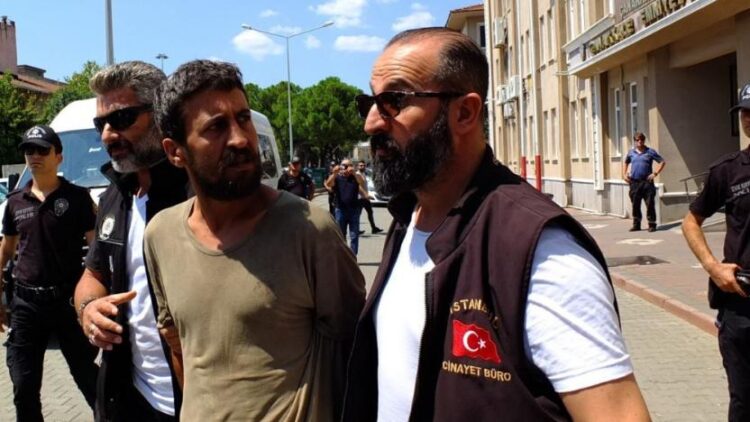 Eşini öldürüp sosyal medyada paylaşım yapan katil yakalandı