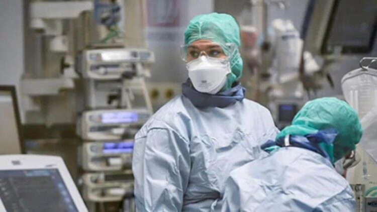 İstifa eden ve emekliye ayrılan doktor sayısı 10 bine ulaştı