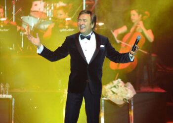 Erol Evgin’den yasaklara tepki