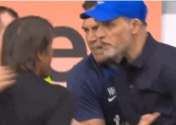 Beraberlik golü sonrası Tuchel ve Conte birbirine girdi