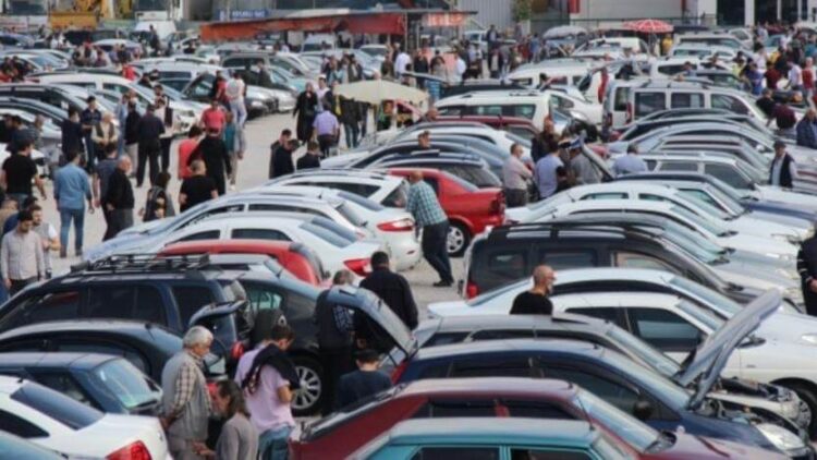 İkinci el otomobil satışında ‘6 ay, 6 bin km’ şartı yürürlükte