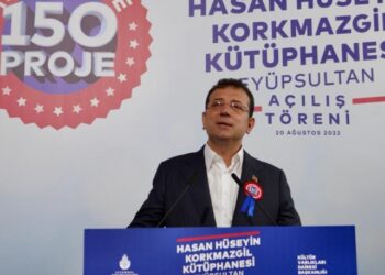 İmamoğlu ‘Hasan Hüseyin Korkmazgil’ kütüphanesinin açılışını yaptı