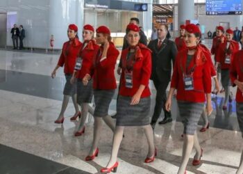 THY kabin memuru yaş sınırında değişikliğe gidiyor