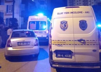 3 yaşındaki çocuk kazara babasını öldürdü