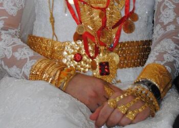 Evli çiftler dikkat: Yargıtay’dan emsal ‘takı’ kararı