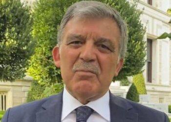 Abdullah Gül’den adaylık adımı: CHP’li vekille yaptığı görüşmeyi aktardı