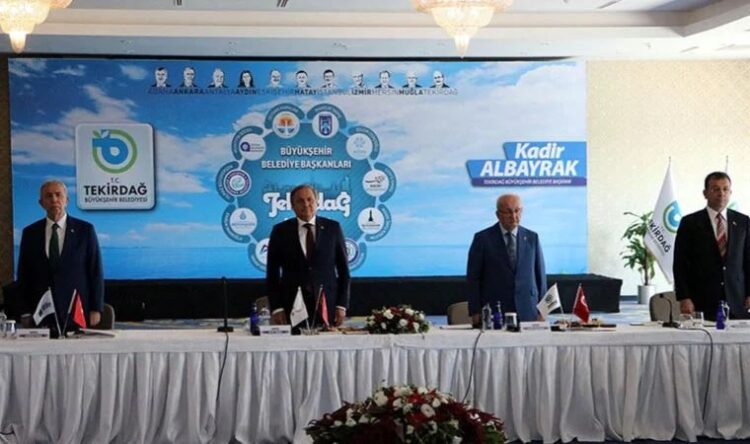 CHP’li 11 büyükşehir belediye başkanından ortak açıklama