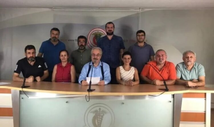 Sağlık örgütleri, talepleri karşılanana kadar eylemde