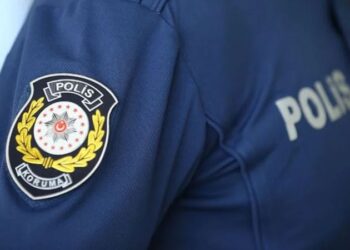 Komiser yardımcısı başından vurularak öldürüldü