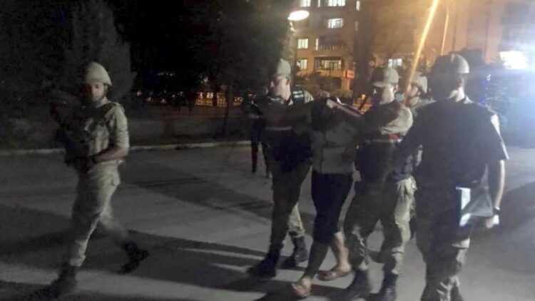 Kilis’te ölü bulunan anne ve kızın katil zanlısı adliyeye sevk edildi