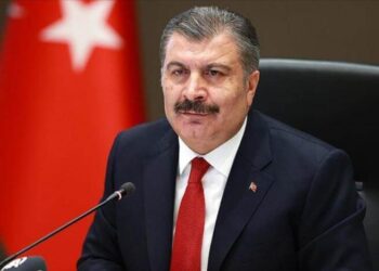 Sağlık Bakanı Koca: Ek ödeme almayan sağlık çalışanı kalmayacak