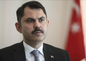 CHP’den Bakan Kurum’a: ‘İstanbul’a aday olur, boyunuzun ölçüsünü alırsınız’