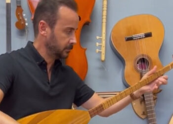 Seyfi Yerlikaya, Yılmaz Güney’in sazıyla hem çaldı hem söyledi