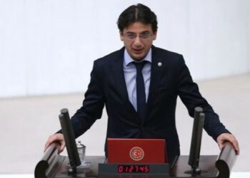CHP’li Emre: 11 yıllık gecikmenin ülkemize ne kadar yıkıcı olduğu ortada
