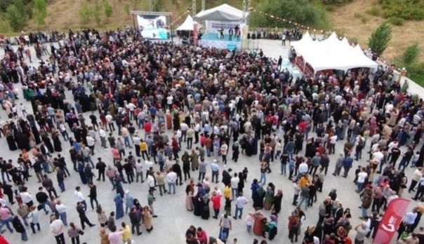 Bingöl’de ‘bedava ev’ izdihamı