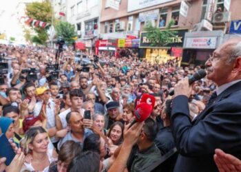 ‘Kılıçdaroğlu artık dönülmez bir yolda, aday olmak zorunda’