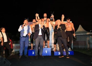 Atatürk’ün yadigarında altın kemer sahibini buldu