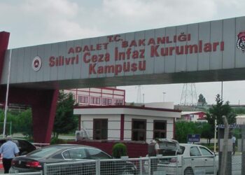 Silivri Cezaevi’nin tabelası da değişti