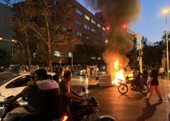 İran’da ‘Mahsa Amini’ protestoları sürüyor: Can kayıpları artıyor…