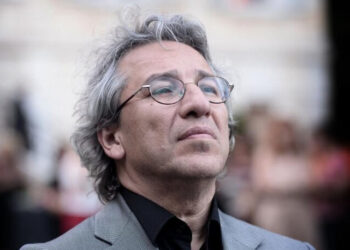 Can Dündar hakkında ‘karikatür’ soruşturması