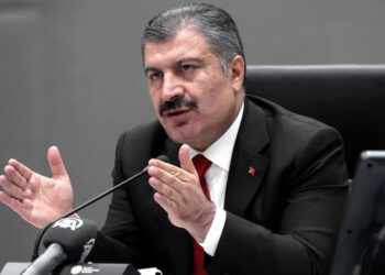 Ankara Onkoloji Hastanesi’nin kapatılacağı iddialarına Fahrettin Koca’dan yanıt